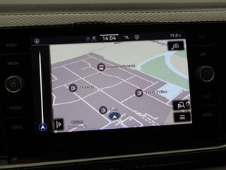Thumbnail Mobil 9