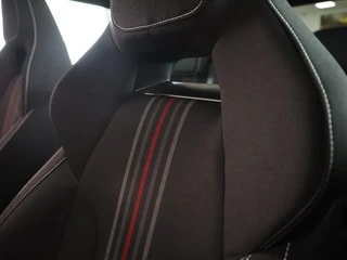 Thumbnail Mobil 8
