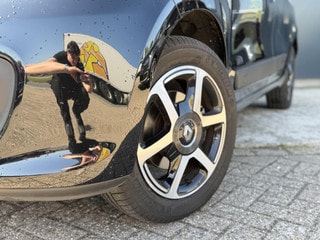 Thumbnail Mobil 3