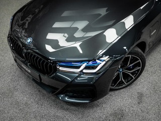 Thumbnail Mobil 8