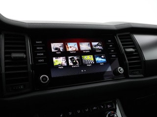 Thumbnail Mobil 6