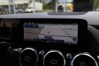 Thumbnail Mobil 9