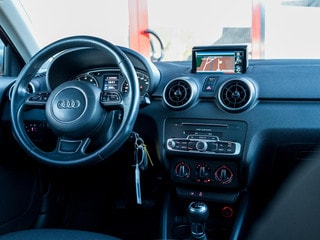 Thumbnail Mobil 2