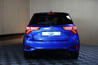 Thumbnail Mobil 7
