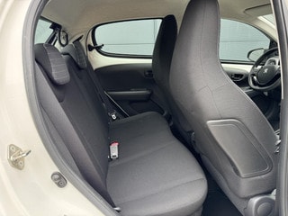 Thumbnail Mobil 10
