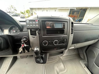 Thumbnail Mobil 6
