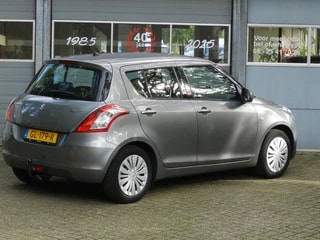 Thumbnail Mobil 9
