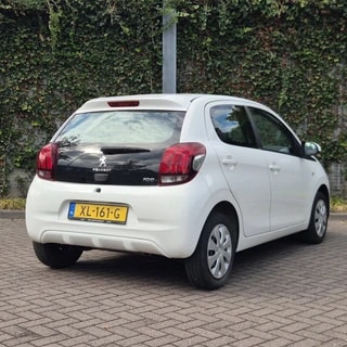 Thumbnail Mobil 6