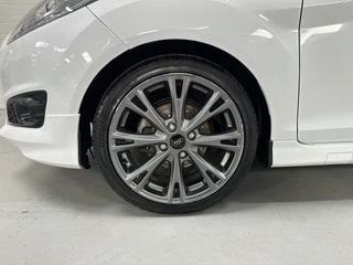 Thumbnail Mobil 5