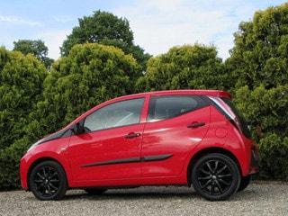 Thumbnail Mobil 4