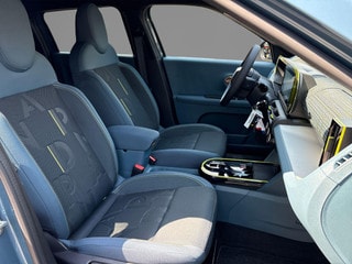 Thumbnail Mobil 6