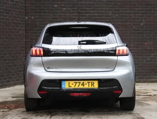 Thumbnail Mobil 8