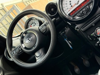 Thumbnail Mobil 3