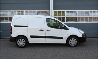 Thumbnail Mobil 4