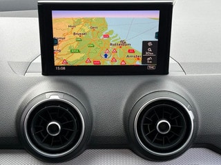 Thumbnail Mobil 7