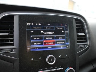 Thumbnail Mobil 6