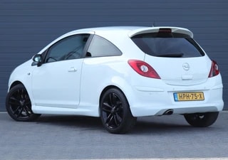 Thumbnail Mobil 8