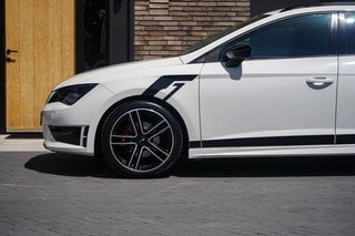 Thumbnail Mobil 8