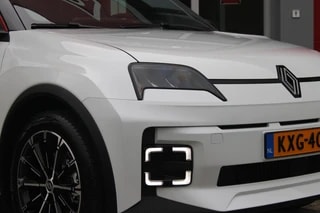 Thumbnail Mobil 10