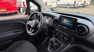 Thumbnail Mobil 8