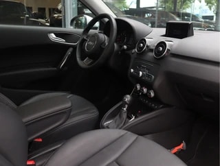 Thumbnail Mobil 9
