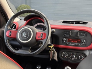 Thumbnail Mobil 8