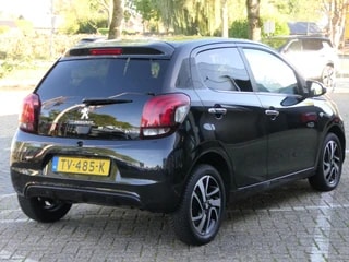 Thumbnail Mobil 9