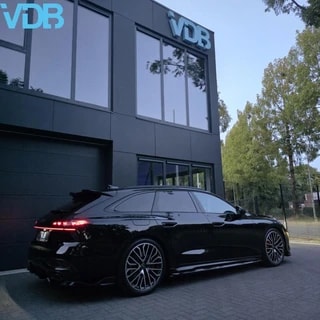 Thumbnail Mobil 8