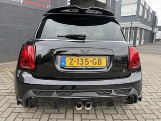 Thumbnail Mobil 8
