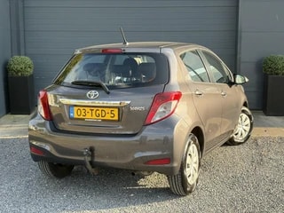 Thumbnail Mobil 4