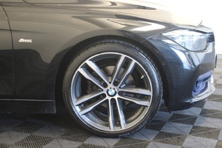 Thumbnail Mobil 10