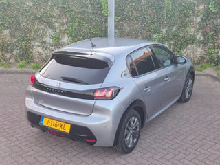 Thumbnail Mobil 8