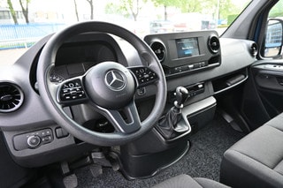 Thumbnail Mobil 4
