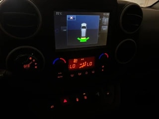 Thumbnail Mobil 10