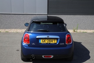Thumbnail Mobil 7