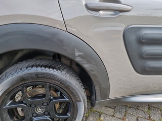 Thumbnail Mobil 6
