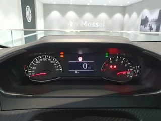 Thumbnail Mobil 8