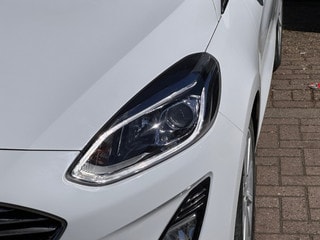 Thumbnail Mobil 8