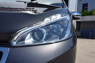Thumbnail Mobil 6