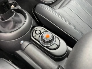 Thumbnail Mobil 9
