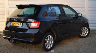 Thumbnail Mobil 9