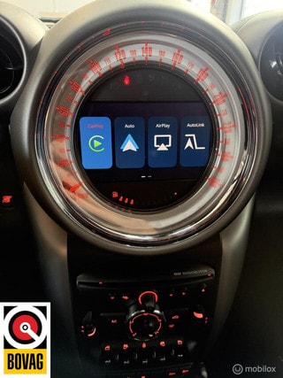 Thumbnail Mobil 10