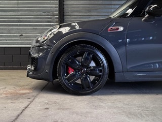 Thumbnail Mobil 10
