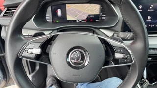 Thumbnail Mobil 8