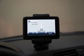Thumbnail Mobil 7