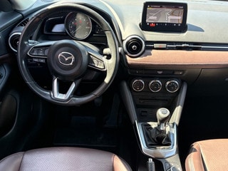Thumbnail Mobil 6