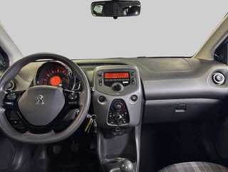 Thumbnail Mobil 10