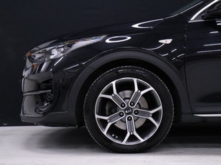 Thumbnail Mobil 4