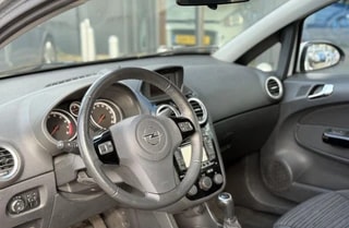 Thumbnail Mobil 6