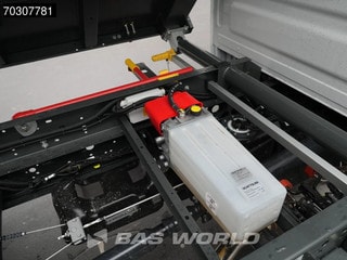 Thumbnail Mobil 8